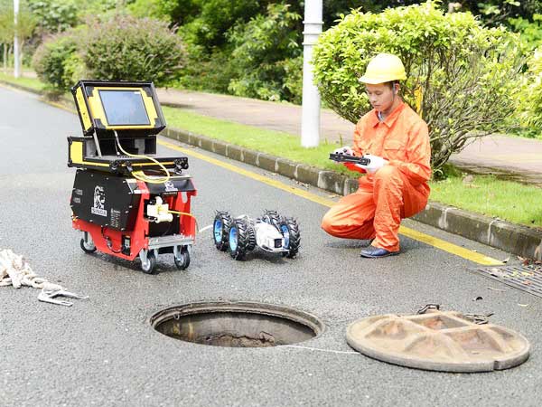 安定管道机器人检测